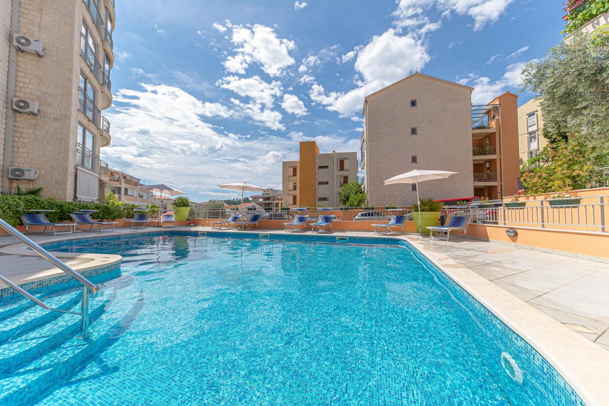 Petrovac Bay Apartments Экстерьер фото